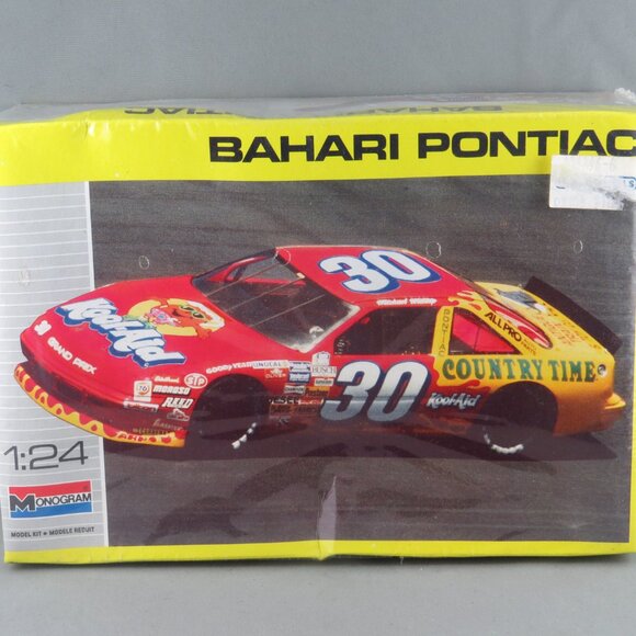 Vintage Nascar Model - Bahari Pontiac by Monogram - 1/24 Scale New in Box - Picture 3 of 8